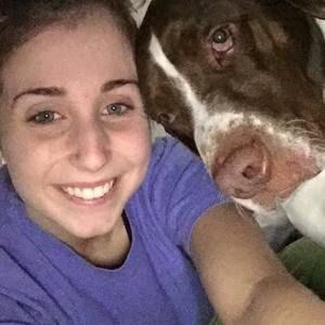 Meet your Posher, Daniela